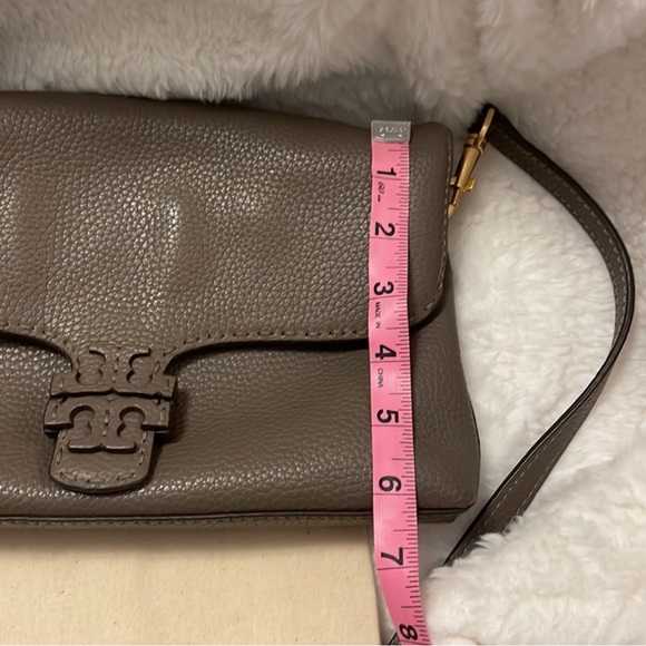 EUC TORY BUCH MCGRAW SHOULDER/CROSSBODY - Picture 7 of 15